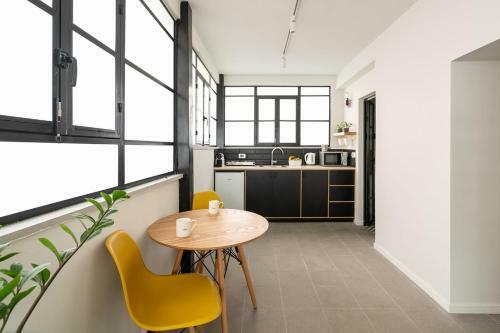 The Square - By Beach Apartments Tlv