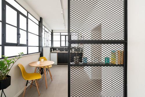 The Square - By Beach Apartments Tlv