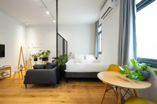 The Square - By Beach Apartments Tlv