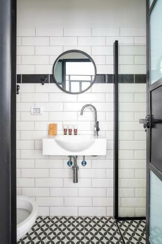 The Square - By Beach Apartments Tlv