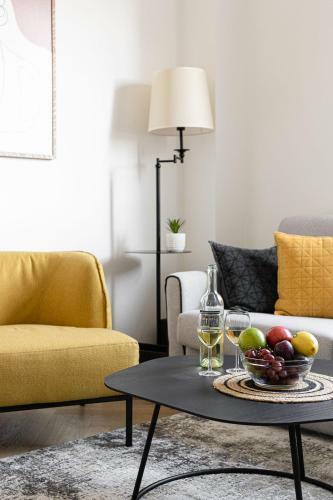 Levontin 5 Apartment - By Sean'rent