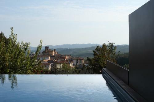 Villa Carla @ Barolo