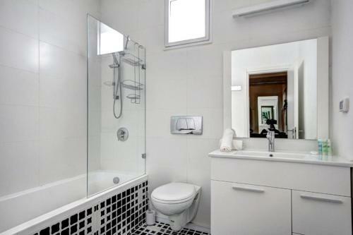 Dizi 242 - By Beach Apartments Tlv