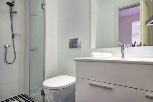 Dizi 242 - By Beach Apartments Tlv