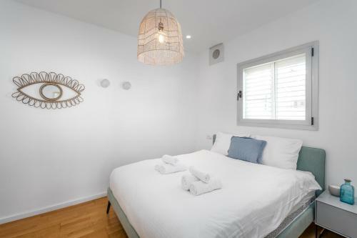 Apartamento Ben Gurion - Superb Penthouse Close To The Beach