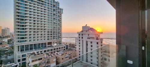 Apartment Orchid�e 1br Tel Aviv Kerem Hayarkon St Tl64