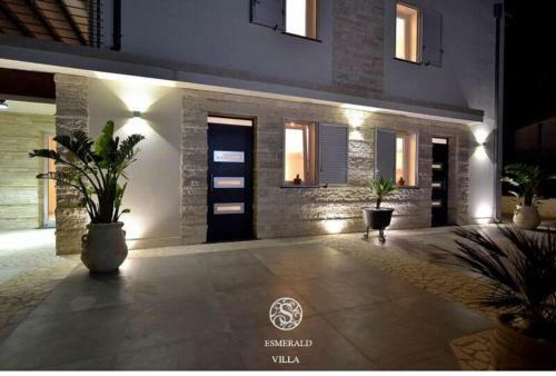 Apartamento Villa Esmerald