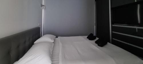 Apartamento Apt Diamant 2br Hayarkon St Tl63