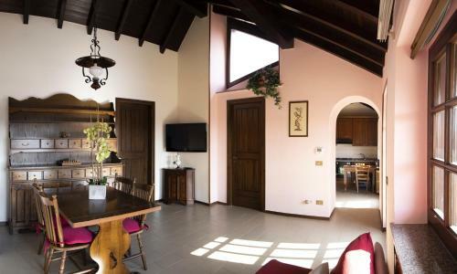 Herbal - Country House With Garden