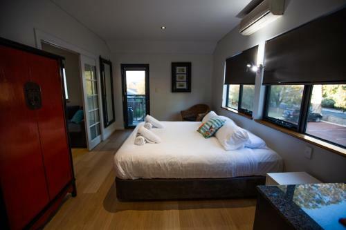 Dunsborough Bay Village Resort Apartments & Suites
