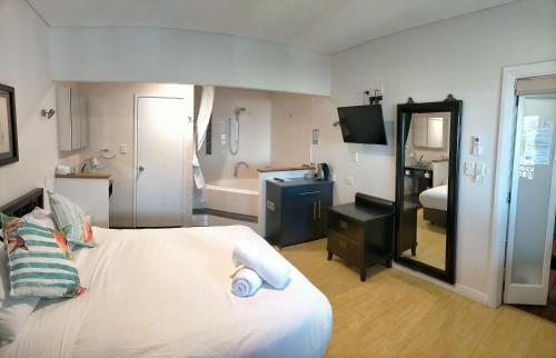 Dunsborough Bay Village Resort Apartments & Suites