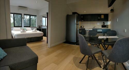 Dunsborough Bay Village Resort Apartments & Suites