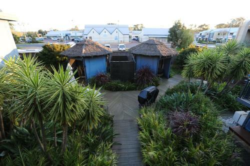 Dunsborough Bay Village Resort Apartments & Suites