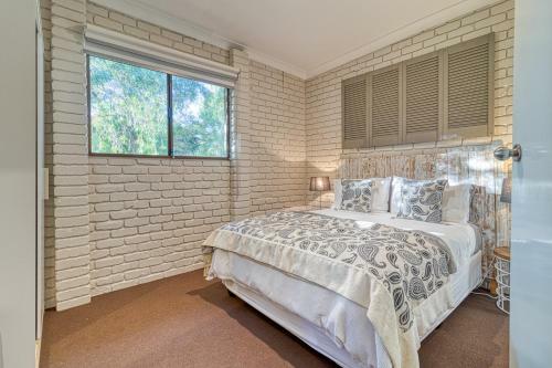 Rosedene Retreat - Exquisite Home & Location