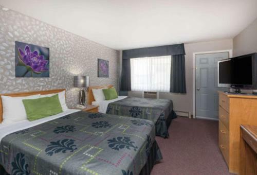 Hotel Almada Inn
