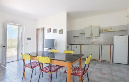 Nice Home In Marina Di Modica With Wifi And 2 Bedrooms