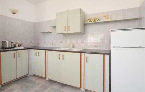 Nice Home In Marina Di Modica With Wifi And 2 Bedrooms