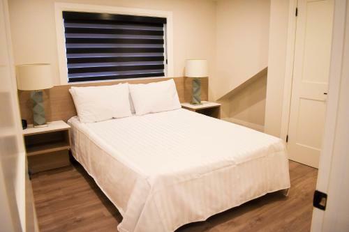 Colonial Hotel & Suites
