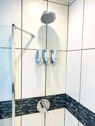 Apartamento Journey's End - 2 Bed 1 Bath Suite