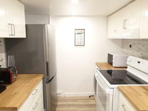 Apartamento Happy, Cozy, Fun, Loving Suite In West Vancouver
