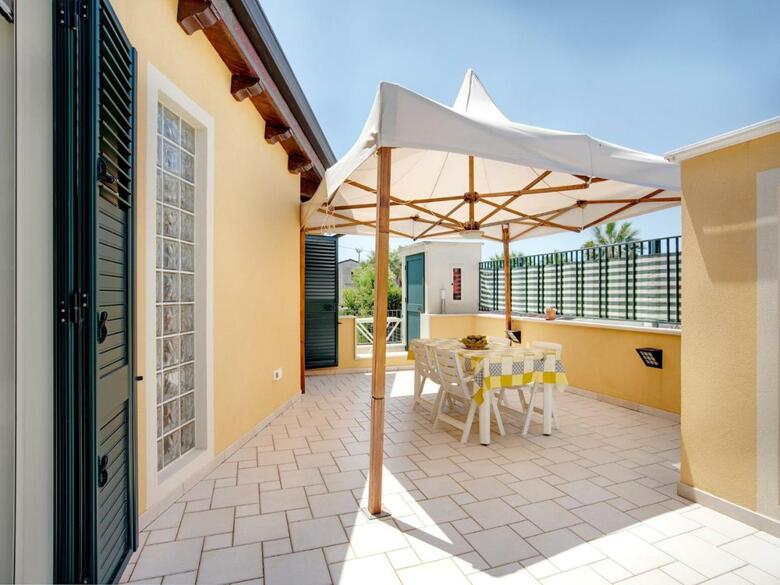 Pleasant Apartment In Reitani With Air-conditioning