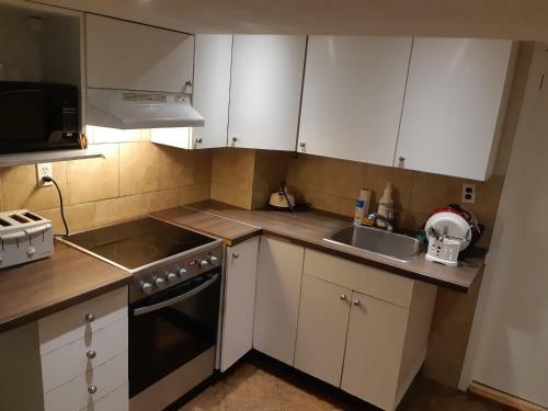 Hostal Mcmaster Accommodations