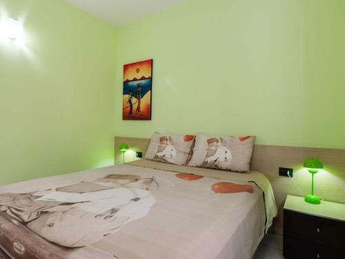 Alluring Apartment In Reitani Near Beach