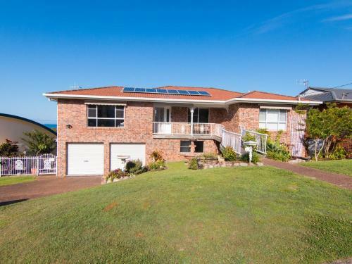 4 Seaview Street