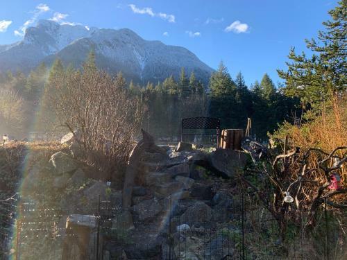 Coquihalla River Retreat