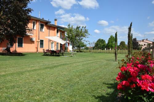 Ginevra's Country Home