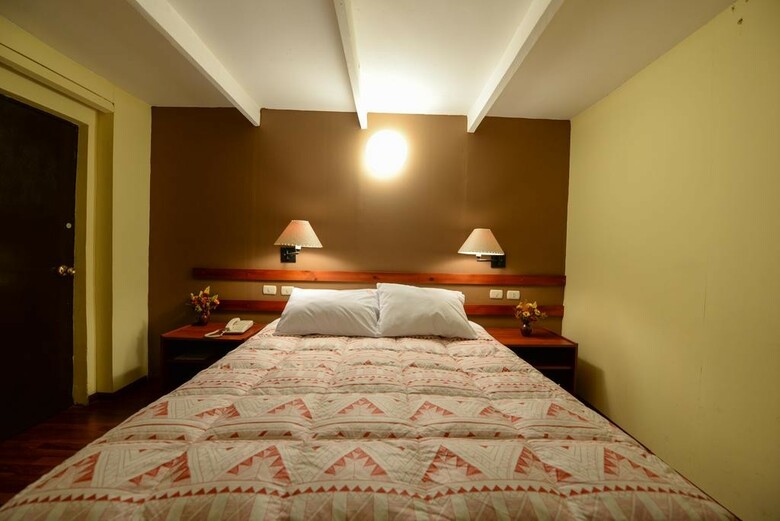 Hostal La Casona De Rimacpampa