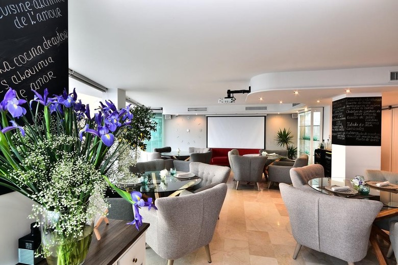Aparthotel Ola Blanca