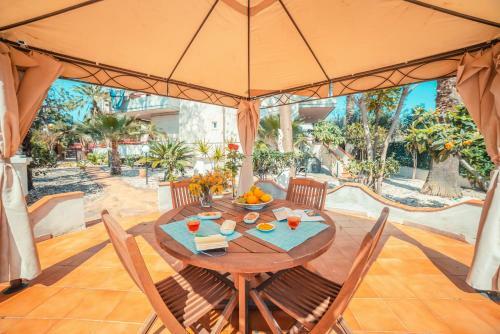 Hostal La Mimosa Rooms