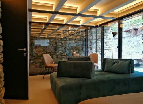 Hostal V&v Rentroom Design