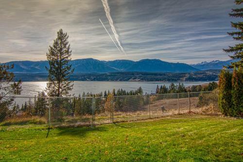 Windermere, Bc Mountain Retreat