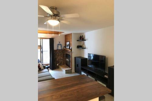 Apartamento Mountain Edge Ski-in Ski-out Condo