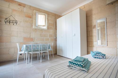 Mirto Apartments