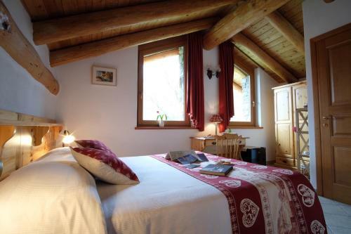 Hostal Chambres D'hotes Rue Saint Bernard