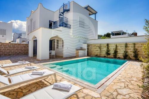 Villa Arya - Piscina Privata
