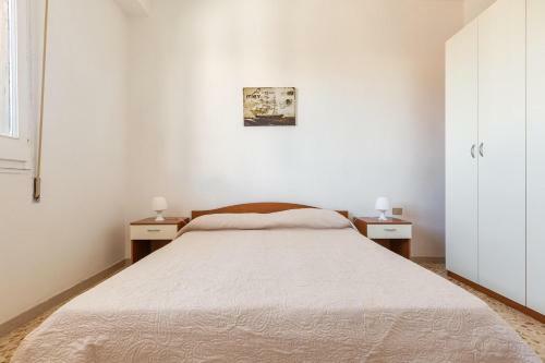 Aura Apartments