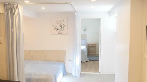 Applewood Gardens Apartment
