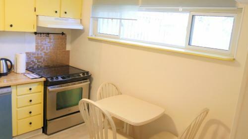 Applewood Gardens Apartment
