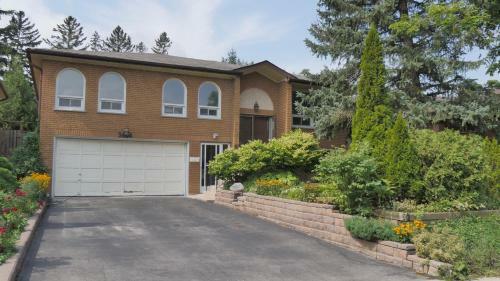 Applewood Gardens Apartment