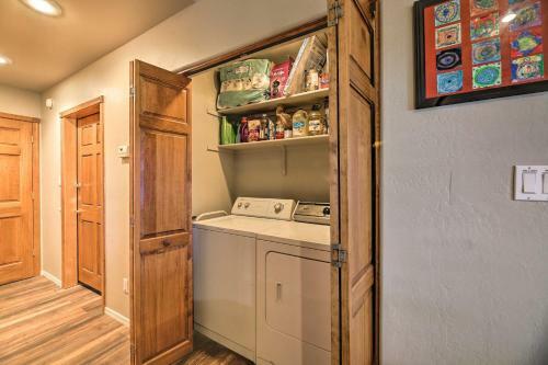 Quaint Warbirds Nest Cabin In Bison Ranch!