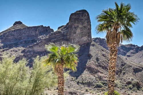 Sun-dappled Az Abode With River And Mtn Views!