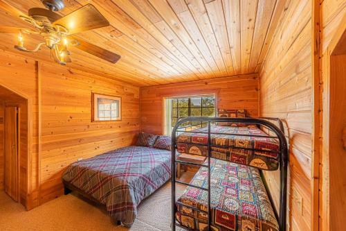 Wooden Nickel Cabins
