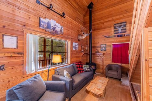 Wooden Nickel Cabins