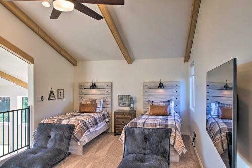 Small-town Luxury Pine Home With Panoramic Views!