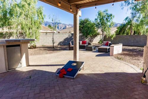 Mountain View 4b2b Ranch Home In Oro Valley