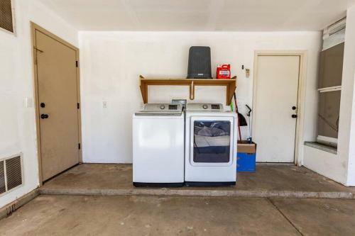 Mountain View 4b2b Ranch Home In Oro Valley